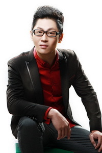 單沖峰 從熒幕到市場的文化經紀人探索